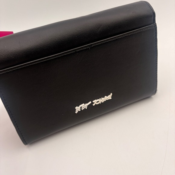 Betsey Johnson XOSYBIL Black Faux Leather Crossbody Bag White Heart Studs - Picture 11 of 11